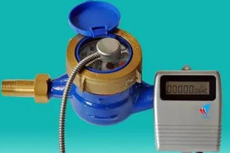有線遠(yuǎn)傳水表如何接水管？廠家為你科普！